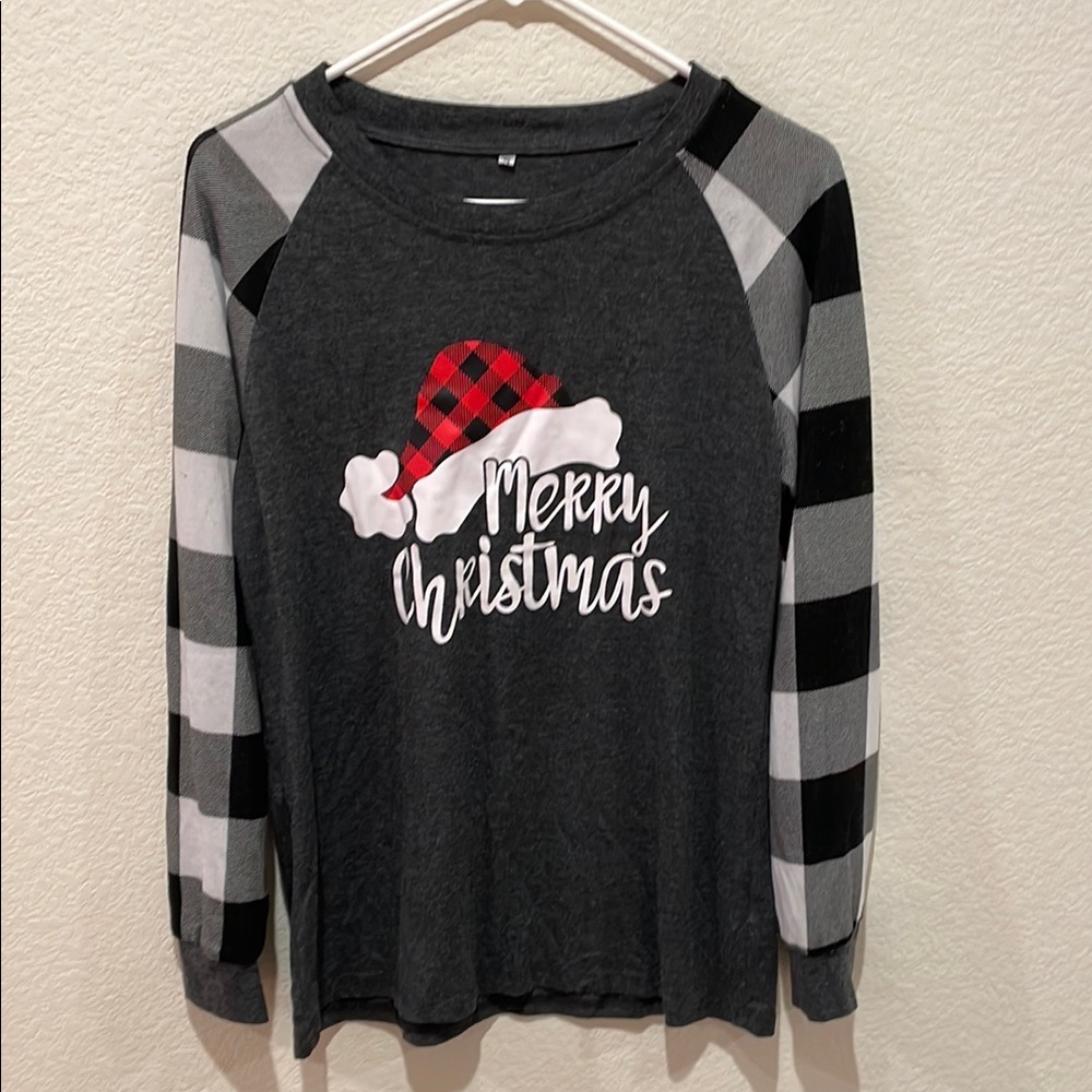 “Merry Christmas” Long Sleeve Shirt
